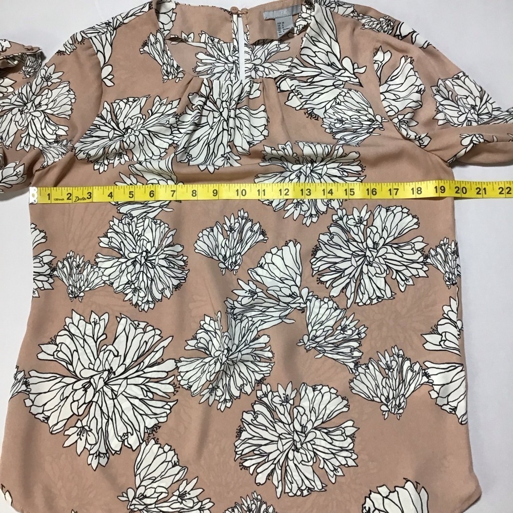H&M Floral Blouse - Soft Pink and White - Picture 10 of 10